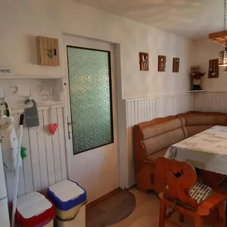 Feriehus Holiday House Levousy *